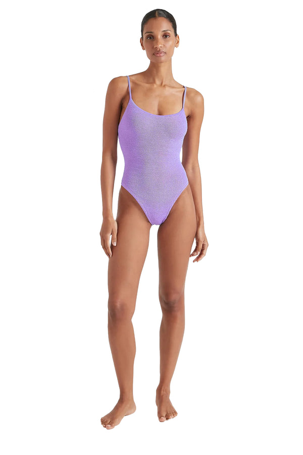 Pamela bordázott fürdőruha