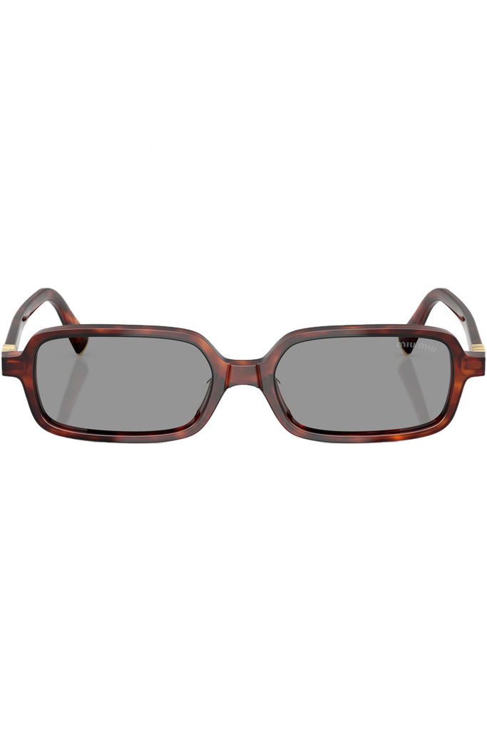 Téglalap alakú logóval díszített napszemüveg 